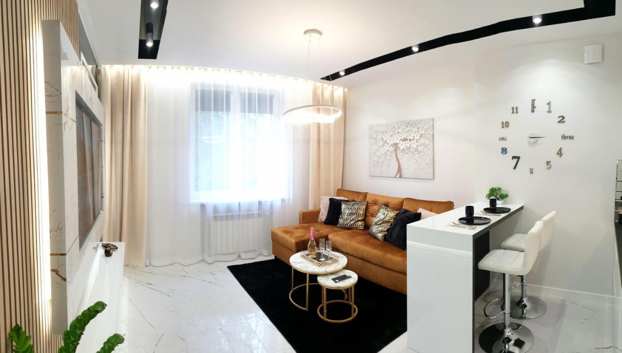 קונין Vip Room 2+2 מראה חיצוני תמונה