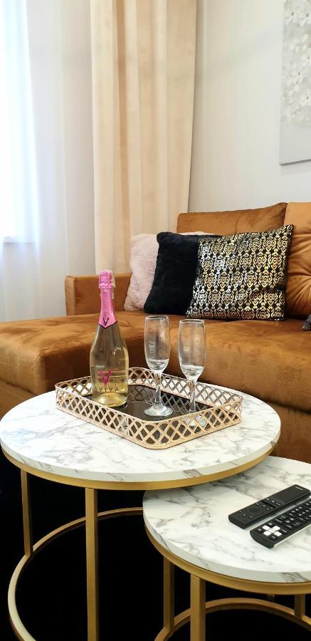 קונין Vip Room 2+2 מראה חיצוני תמונה